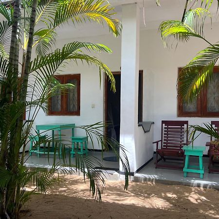 Готель Moxy Bay Arugambay Аругам-Бей Екстер'єр фото